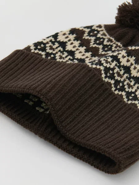 Шапка Reserved с помпоном коричневая