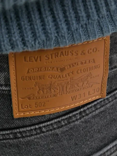 Дънки Levi's® от рипсено кадифе синьо