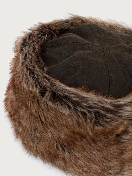 Barbour шапка