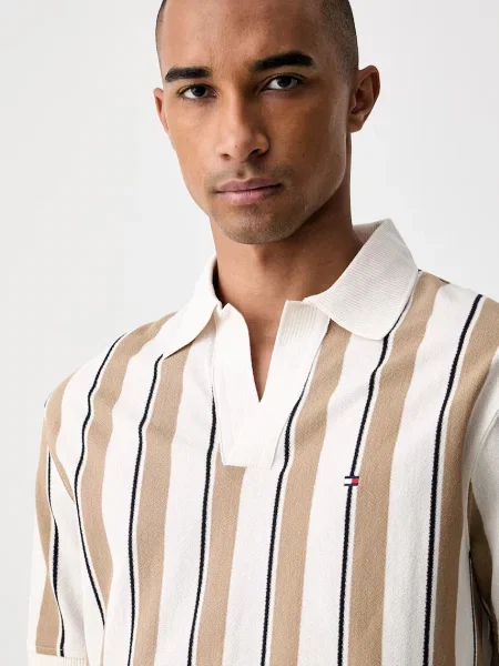 Tommy Hilfiger тениска с яка мъжка от бежово