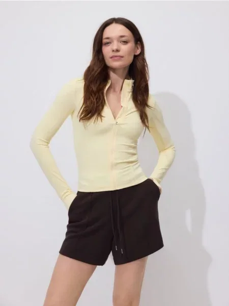 Reserved Szorty z modalem ciemnobrązowy