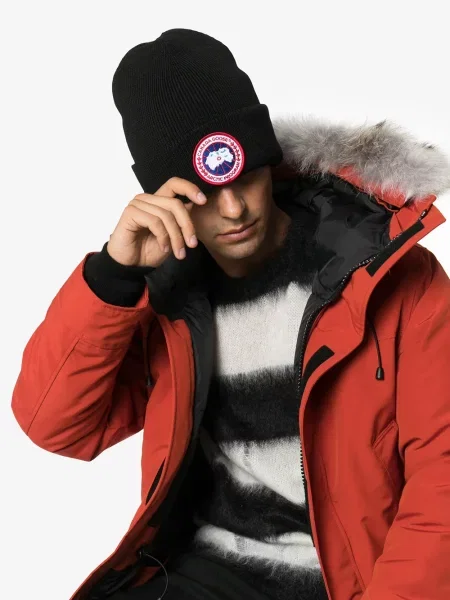 Vilnonis kepurė Canada Goose juoda