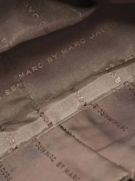 Kožna kožna torba Marc By Marc Jacobs smeđa