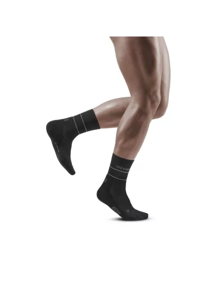 Skarpety kompresyjne do połowy łydki CEP Compression Reflective czarne