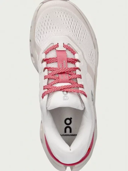 On női futócipő Cloudrunner 3 bézs