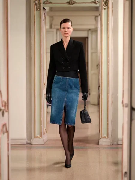 Fustă din denim Elisabetta Franchi până la genunchi albastru