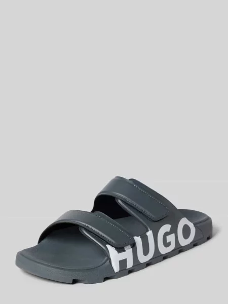 Kapcie Hugo z nadrukiem