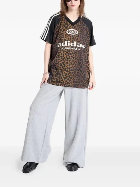 Tricou Adidas cu model leopard alb