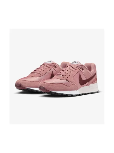 Pantofi Nike roz