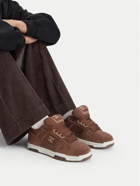 DC Shoes Laisvalaikio batai ruda