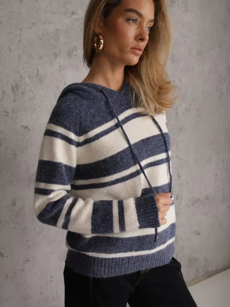 Pasiasty Sweter z Kapturem z Dzianiny z Wełną i Bawełną Edelmi niebieski
