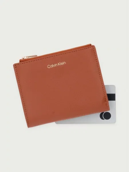 Calvin Klein pénztárca női műbőr barna