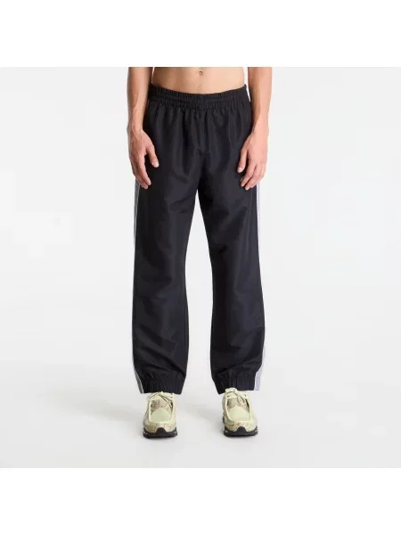 Pantaloni New Balance Trackside Woven Pant Black/ Slate Grey L negru