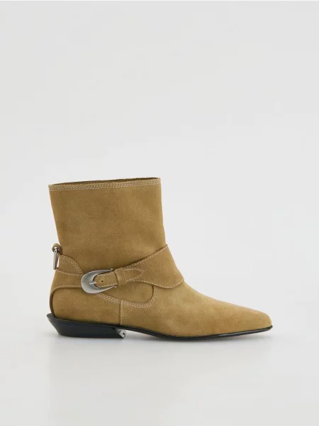 Замшевые ботильоны Reserved с пряжкой бежевые