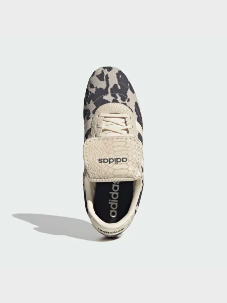 Кожаные повседневные кроссовки Adidas бежевые