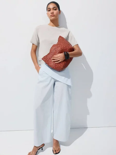Sweter z dzianiny z koronkową lamówką jasny / pastelowy Kobieta S MANGO szary