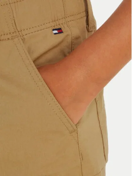 Tommy Hilfiger Szövet rövidnadrág Straight Fit bézs