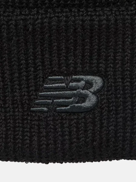 Шапка New Balance чорна