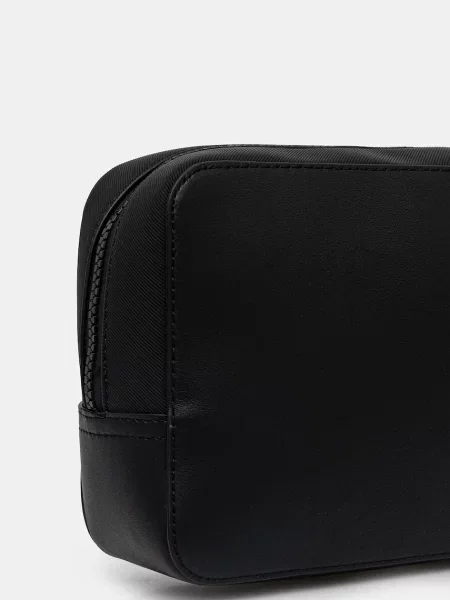 Kozmetická taška Tommy Hilfiger čierna