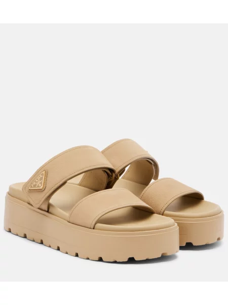 Sandale Prada din piele cu platformă bej