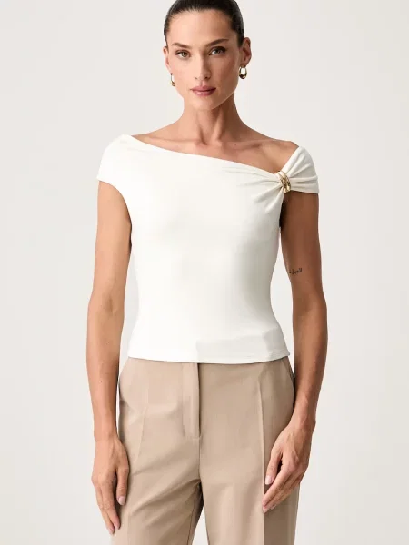 Guess crop top pentru femei din lyocell bej