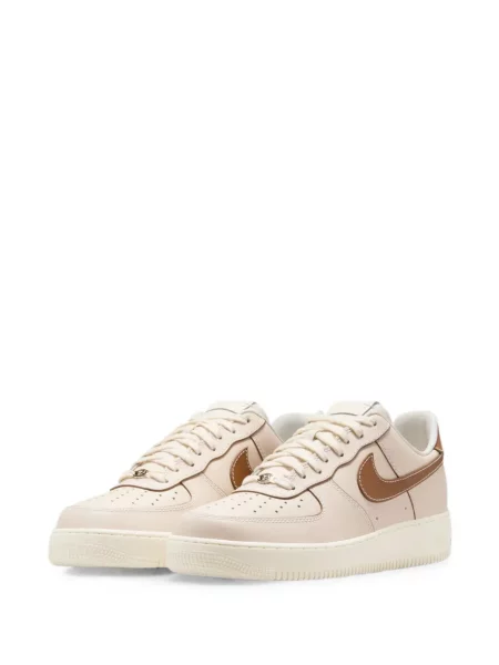 Sneakerși Nike Zoom cu tepi alergare evazate negru