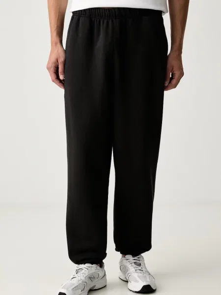 Puma pantaloni de trening pentru bărbați cu FUNDAMENTALS negru