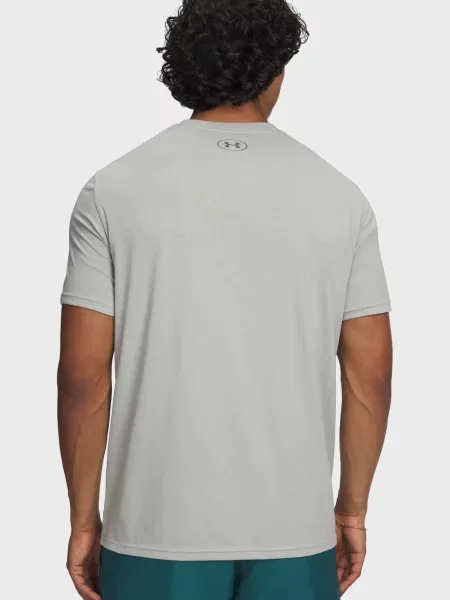 Спортивна футболка Under Armour сіра