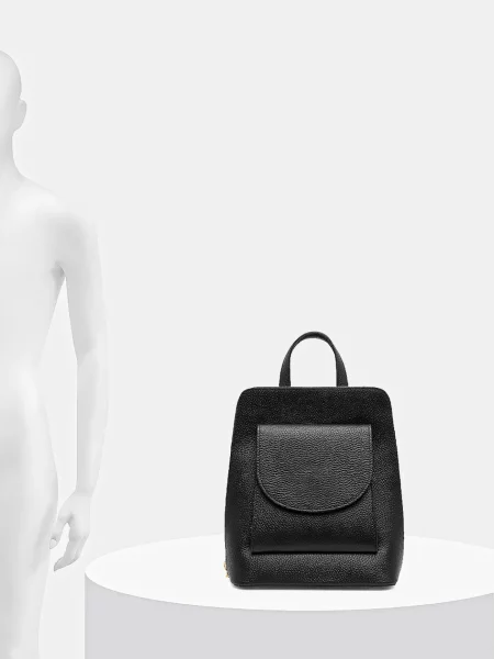 Кожаный однотонный маленький рюкзак Answear.lab черный