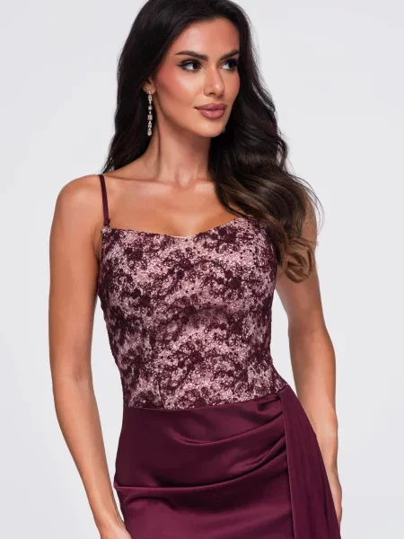 Ombre Večernja haljina burgund