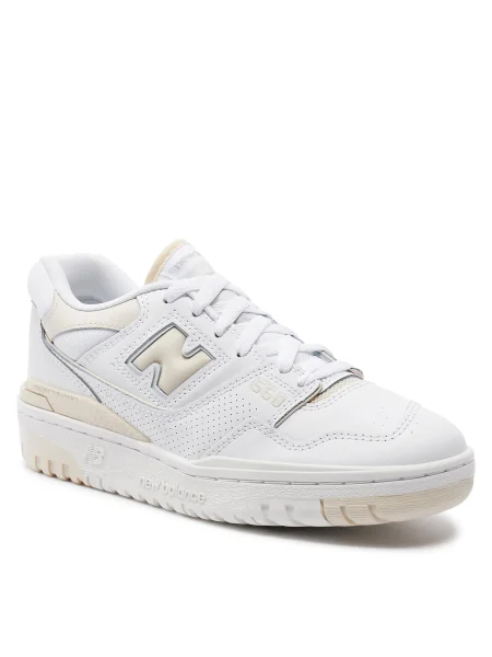 Сникърси New Balance бяло