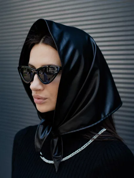 Without Хустка чорний