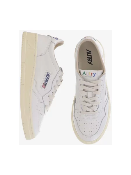 Sneakersy Autry białe