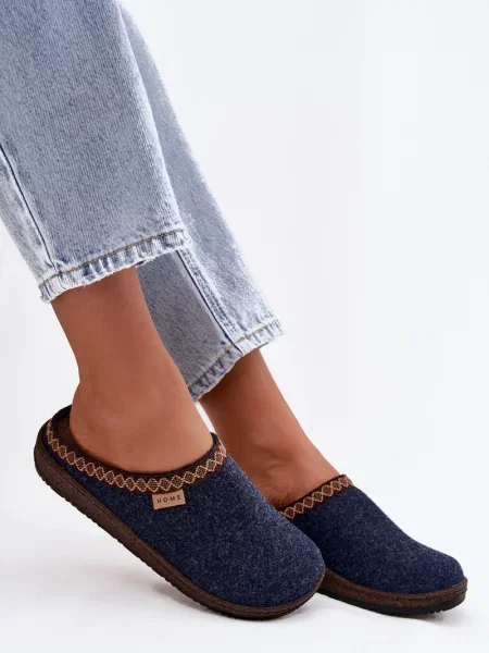 Copati Inblu z vezenjem modra