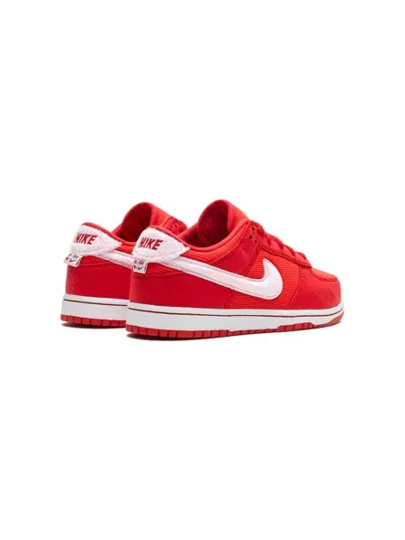 Sneakersy dziecięce Nike Dunk czerwone