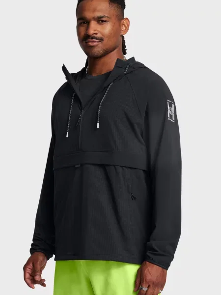 Анорак Under Armour для бега черный