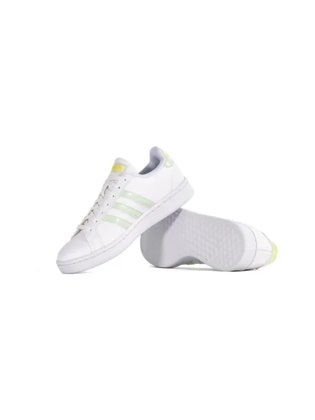 Félcipő Adidas fehér