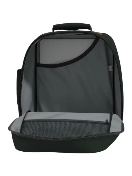 CabinZero Classic 28 l homok túra hátizsák. Méret: 28 l fekete