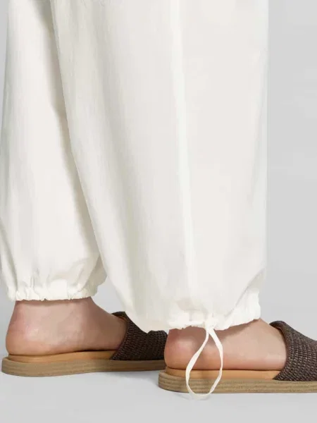 Spodnie o kroju regular fit o szerokości z czystej bawełny model BELLICO' Weekend Max Mara białe