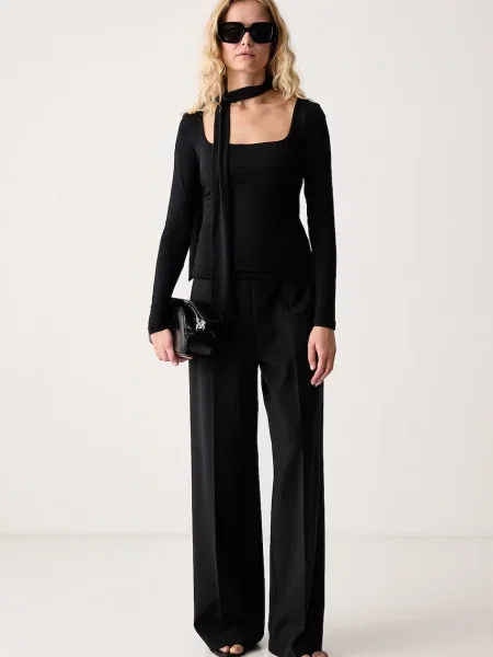 Le Privé блузка з модалем REINE TOP NOIR