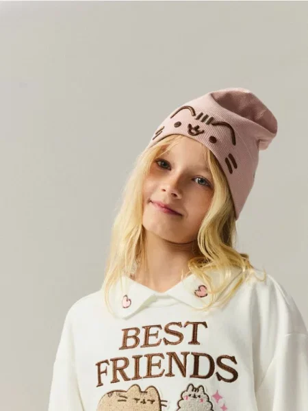 Reserved Čiapka beanie Pusheen popolavá ružová