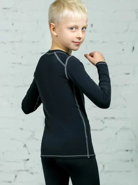 Детский лонгслив Totalfit черный