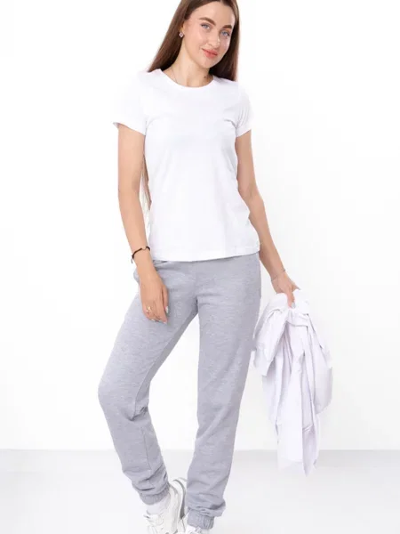 Джогери Носи своє сірий