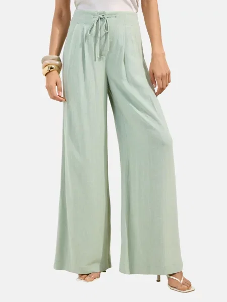 Friends Like These Pantaloni cutați mentă verde