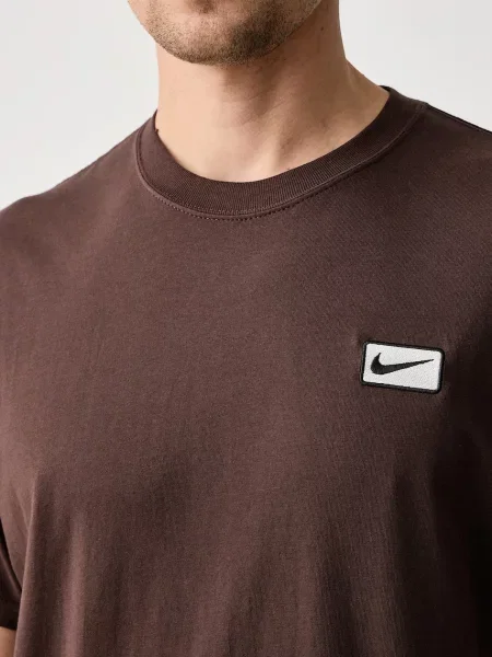 Nike Sportswear тениска мъжка от кафяво