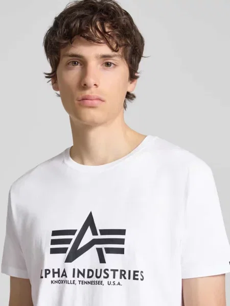T-shirt z logo i okrągłym dekoltem Alpha Industries czarna