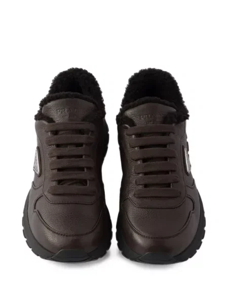 Sneakerși Prada din piele maro