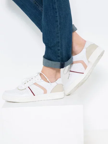 Sneakerși Camaieu