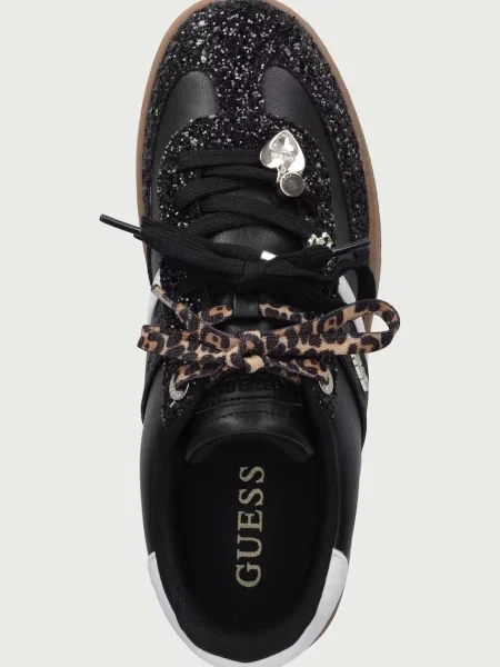 Guess NAOKI кросівки