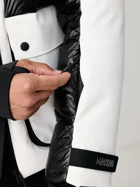 Пуховик Mackage